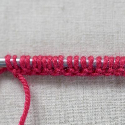 How to Do the Long Tail Cast On for 1×1 Rib Stitch